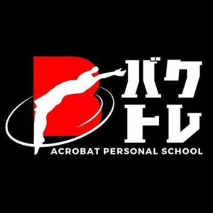 バク転アクロバット教室 バクトレのロゴ
